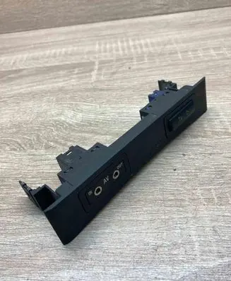 BMW X5 E53 AUX in-socket connector 8368345 8363346