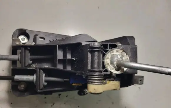 Peugeot 308 Gear shifter/selector 9684581680 10031268