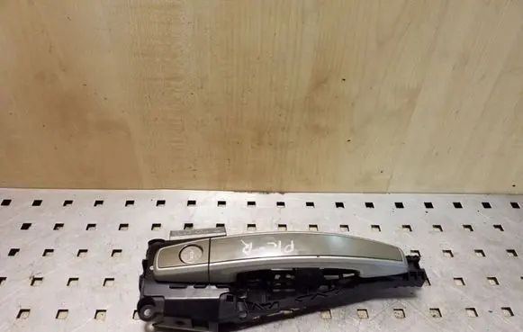 Opel Meriva B Front door exterior handle 14096404