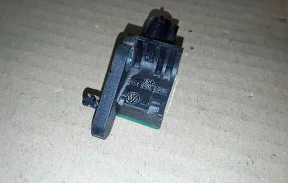 Skoda Superb B6 (3T) Airbag deployment crash/impact sensor 5N0959351B