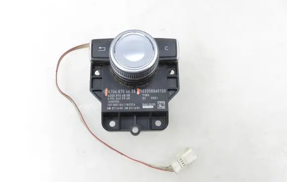 Mercedes-Benz C AMG W204 Central console control unit A2048704658