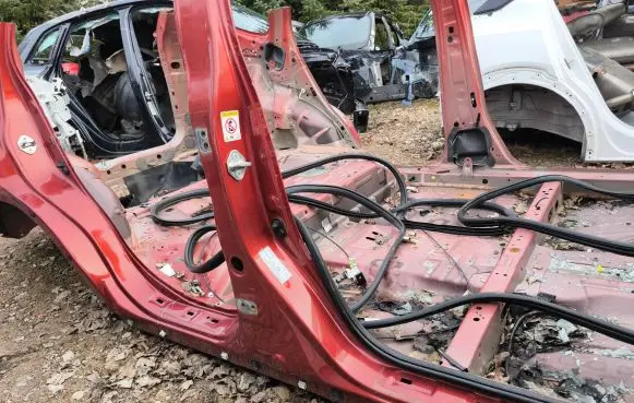 Honda CR-V Pillar (middle) 