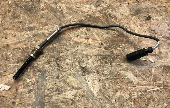 Audi A4 S4 B7 8E 8H Exhaust gas temperature sensor 03L906088D