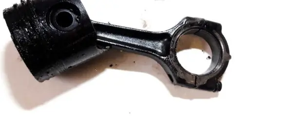 Renault Laguna II Piston with connecting rod