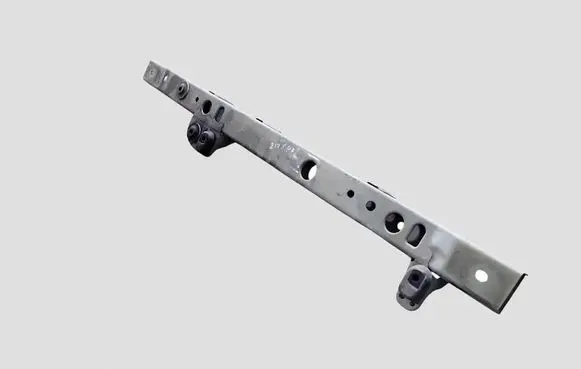 Nissan Juke I F15 Bottom radiator support slam panel