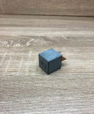 Skoda Octavia Mk1 (1U) Other relay 357911253