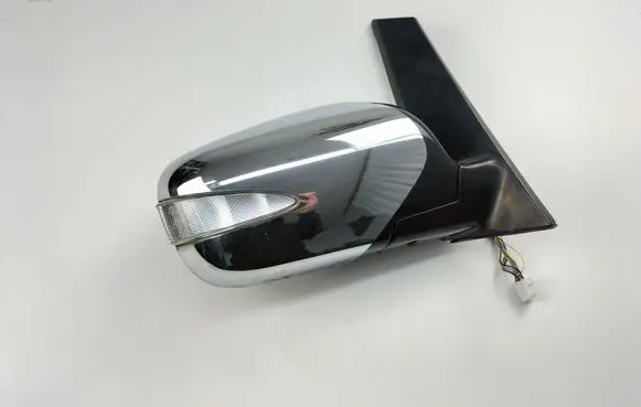 Mitsubishi Grandis Front door electric wing mirror 012233