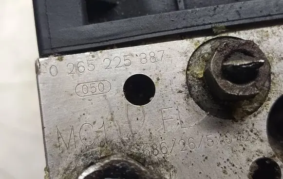 Toyota Avensis T250 ABS Pump 4454005050