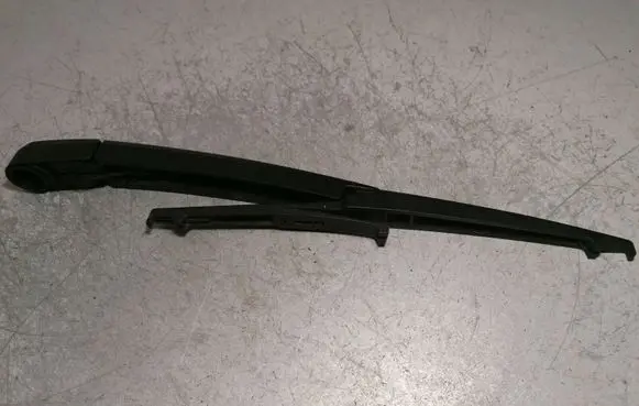 Toyota Corolla Verso E121 Rear wiper blade arm