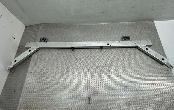 Volvo XC90 Radiator support slam panel bracket 31425937
