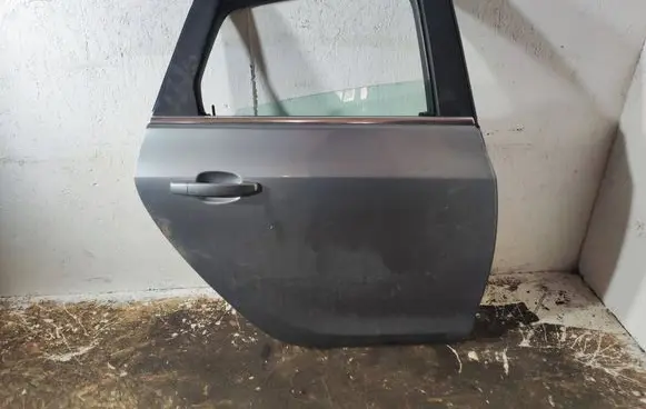 Opel Astra J Rear door 