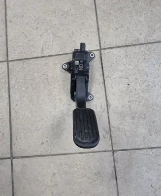 Toyota C-HR II Accelerator throttle pedal 78110F4022