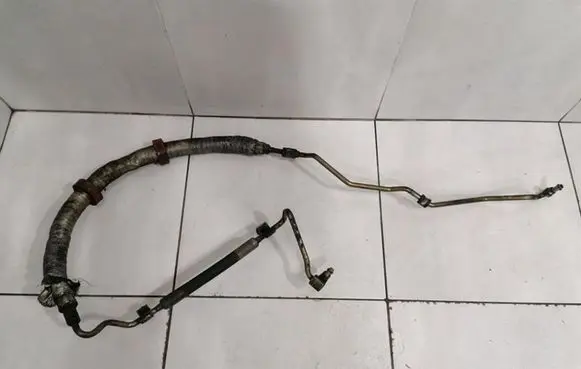 Mercedes-Benz S W220 Power steering hose/pipe/line A2204662781