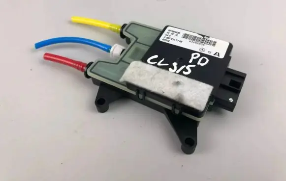 Mercedes-Benz CLS C218 X218 Other control units/modules A0009105102