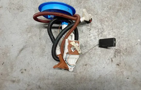 Audi A3 S3 A3 Sportback 8P Fuel level sensor 1K0919673AD
