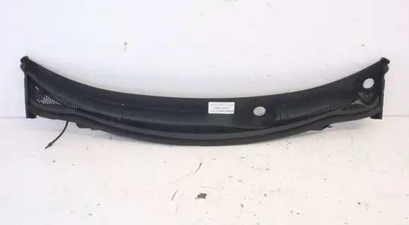Renault Kadjar Wiper trim 668107243R