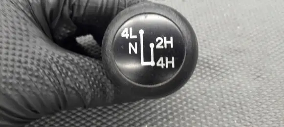 Mazda BT-50 Gear lever shifter trim leather/knob 
