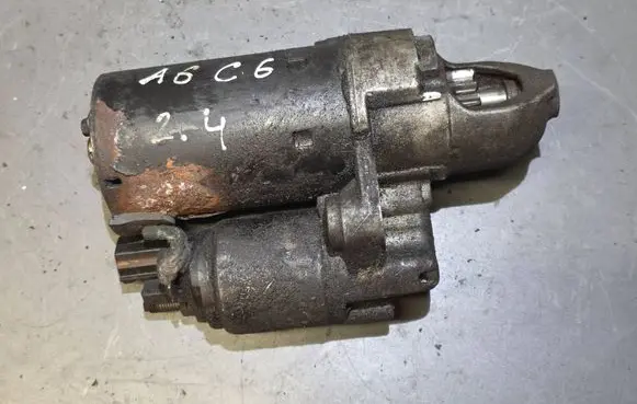 Audi A6 S6 C5 4B Starter motor 06E911023C 0001108405