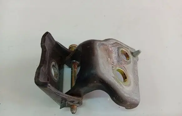 Citroen C5 Front door upper hinge 