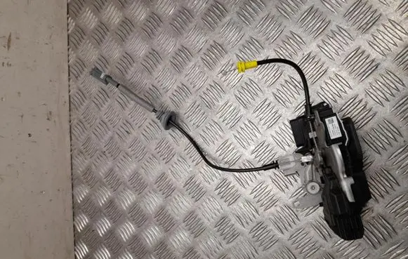Volvo S90, V90 Rear door lock 31462448