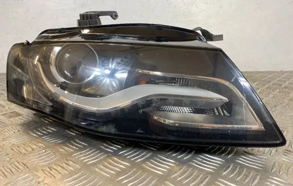 Audi A4 S4 B8 8K Headlight/headlamp 8K0941004C 0301240272 LE07A6164