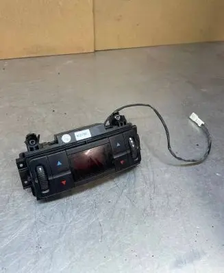 Mercedes-Benz E W211 Climate control unit 2118300285