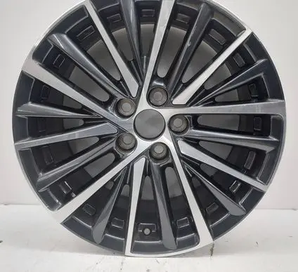 Lexus ES 300h (6th Gen) R18 alloy rim 