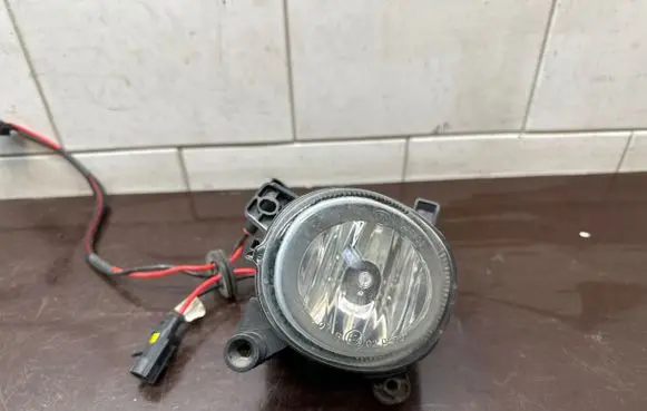 Audi A4 S4 B7 8E 8H Front fog light 8T0941699