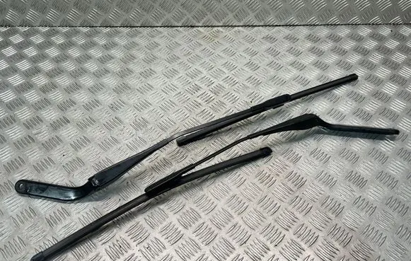 BMW 1 E81 E87 Headlight wiper blade set 7169971 7169972