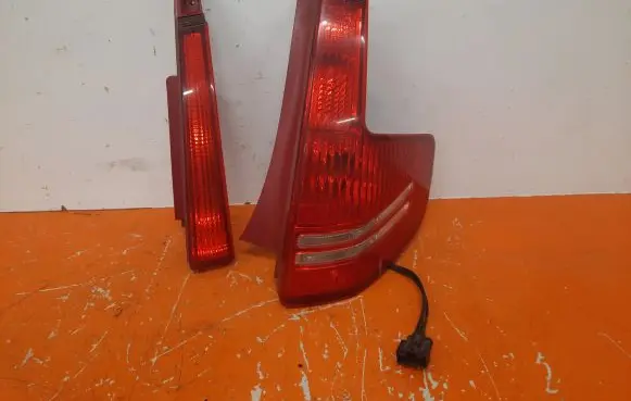 Citroen C4 I Picasso Rear/tail lights 9655863780