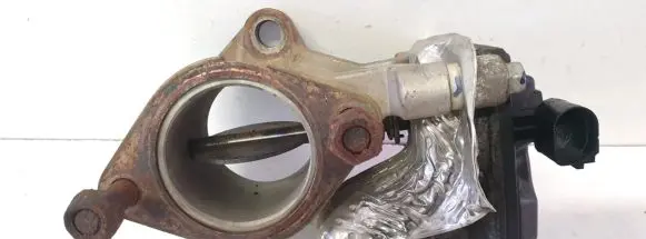 KIA Sorento Throttle valve 28462-2F700