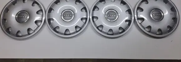 Audi A6 S6 C5 4B R16 wheel hub/cap/trim 4B0601147C