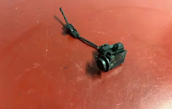BMW X1 F48 F49 AUC sensor 6833650 64116833650