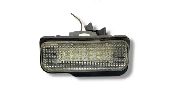 Mercedes-Benz C W203 Number plate light E44405