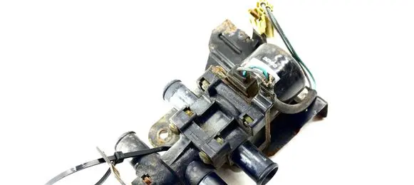Jaguar XJ X308 Coolant heater control valve MNA6711AC 1136008651