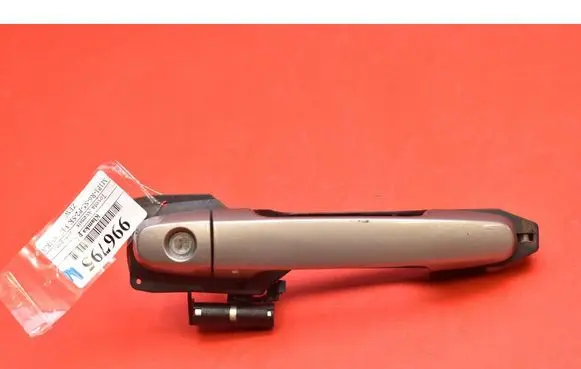 Toyota Avensis Verso Front door exterior handle 242303