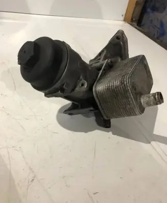 BMW 3 E46 Engine oil radiator 6740373126