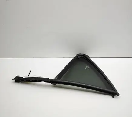 Toyota Yaris Cross Rear side window 680110D021