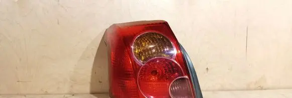 Toyota Avensis T250 Rear/tail lights VALEO HATCHBACK