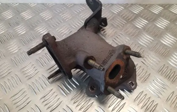 Nissan Juke I F15 Other exhaust manifold parts 