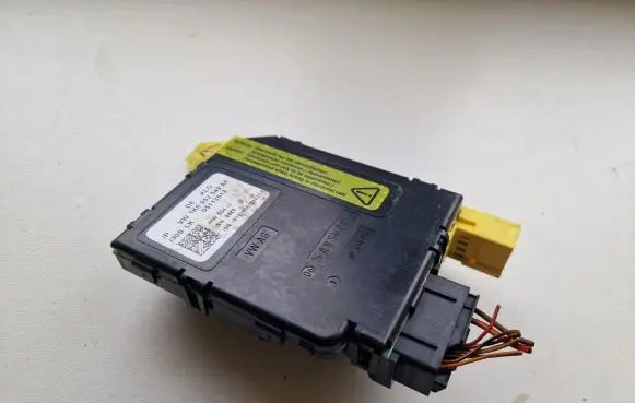 Volkswagen Touran I Other control units/modules 1K0953549AF