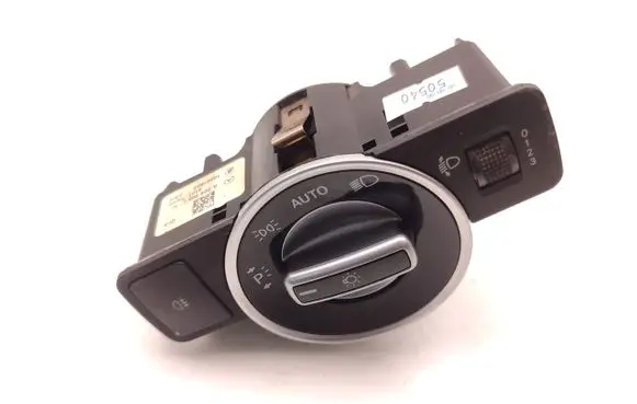 Mercedes-Benz C W204 Light switch A2049053103 10091543