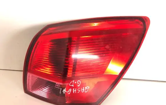 Nissan Qashqai Rear/tail lights