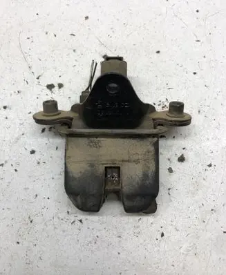 Skoda Octavia Mk2 (1Z) Tailgate/trunk/boot lock/catch/latch 1Z5827501C