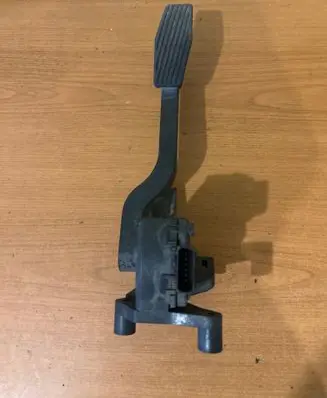 Opel Combo C Accelerator throttle pedal 6PV00811000 9129423