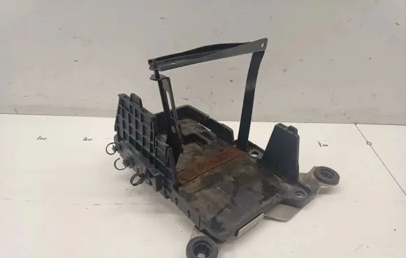 Ford Focus Battery tray JX61A16H000AC
