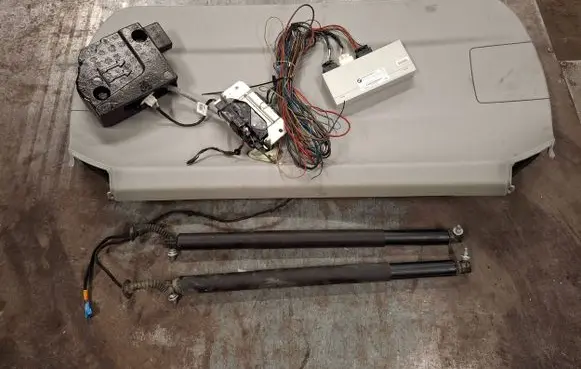 BMW X4 F26 Tailgate hydraulic set 7338104 11711410 7394649