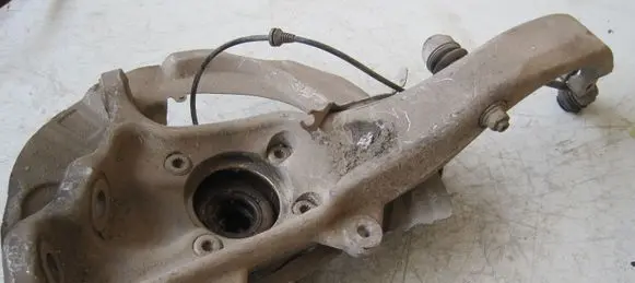 BMW X5 E70 Front wheel hub 6773784