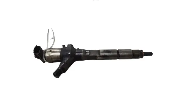 Mazda CX-7 Fuel injector R2AA13H50