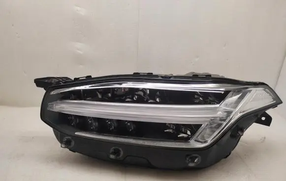 Volvo XC90 Headlight/headlamp